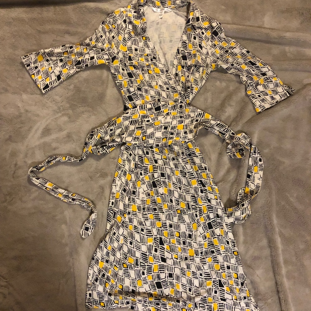 Diane Von Furstenberg Wrap shirt dress